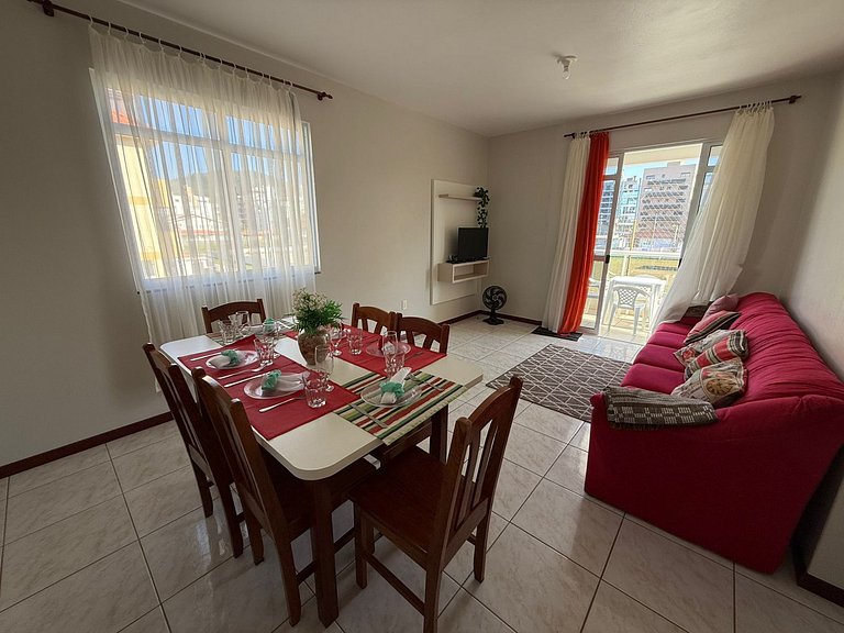 Cód 107 - Apartamento a 50m do mar em Palmas