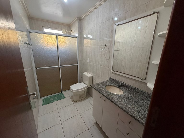 Cód 107 - Apartamento a 50m do mar em Palmas