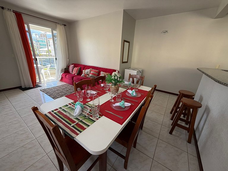 Cód 107 - Apartamento a 50m do mar em Palmas