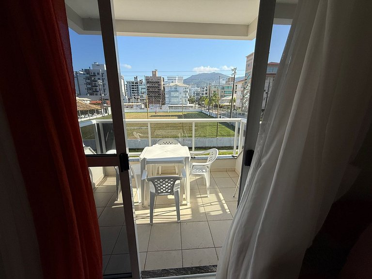 Cód 107 - Apartamento a 50m do mar em Palmas