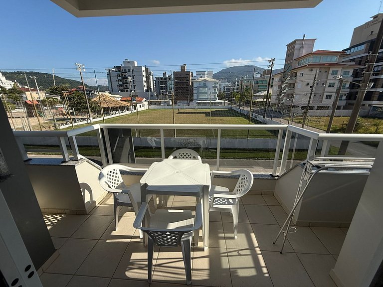 Cód 107 - Apartamento a 50m do mar em Palmas