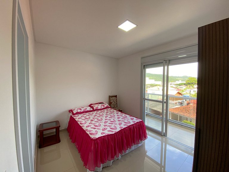 Cód 111 - Apartamento 3 dormitórios na villa da Praia de Pal