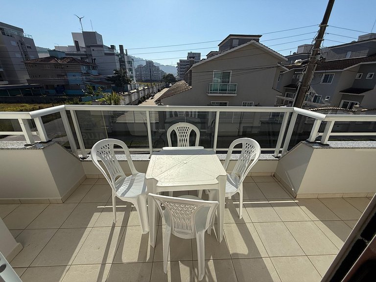 Cód 115 – Apartamento aconchegante a 50m do mar