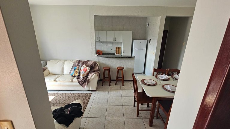 Cód 118- Apartamento á 50m do mar