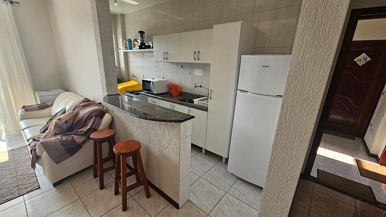 Cód 118- Apartamento á 50m do mar