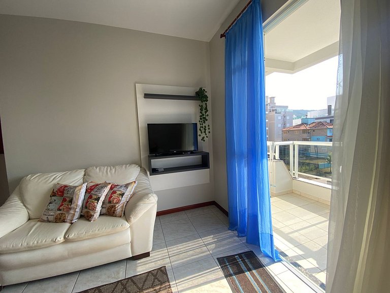 Cód 118- Apartamento á 50m do mar