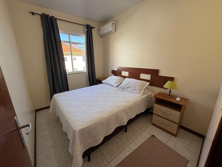 Cód 117 - Apartamento aconchegante a 50m do mar