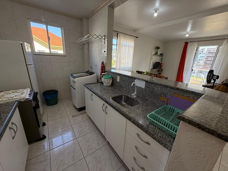 Cód 117 - Apartamento aconchegante a 50m do mar