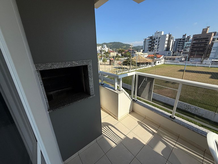 Cód 117 - Apartamento aconchegante a 50m do mar