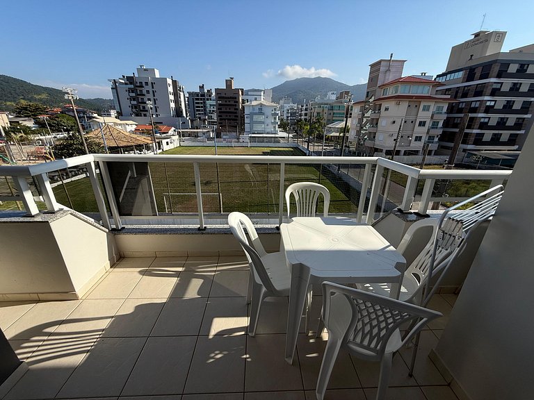 Cód 117 - Apartamento aconchegante a 50m do mar