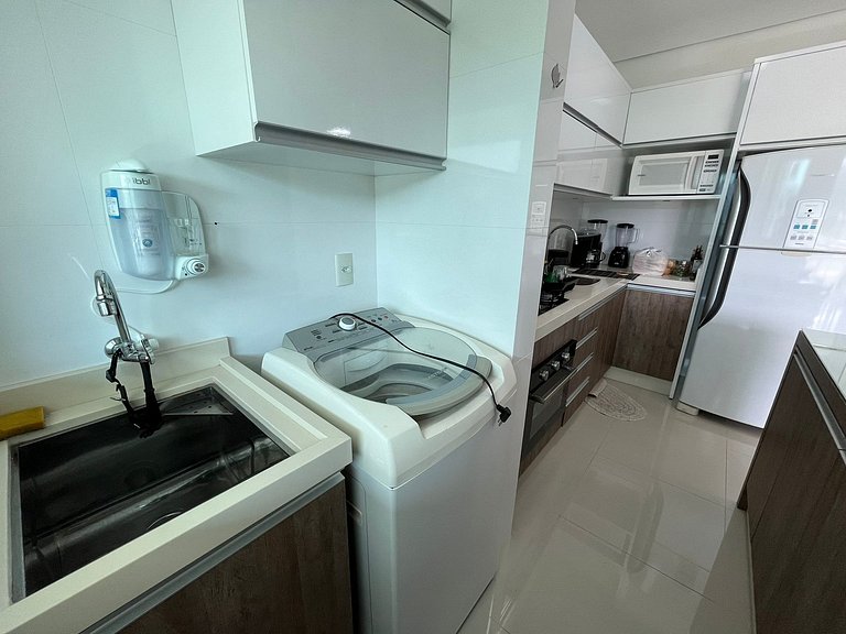 cód 125 - Apartamento amplo, a 80 metros do mar
