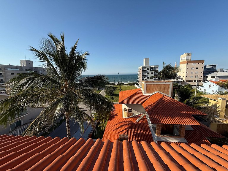 Cód 124- Cobertura com vista á 50m do mar