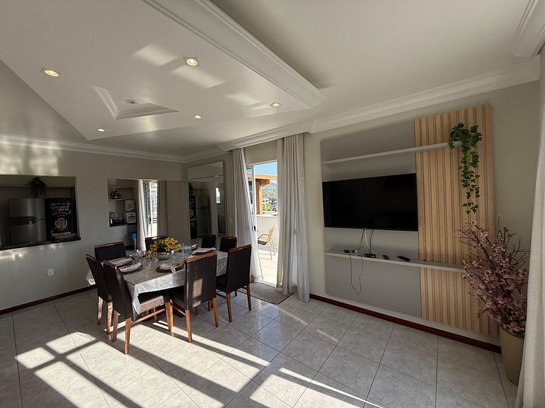 Cód 124- Cobertura com vista á 50m do mar