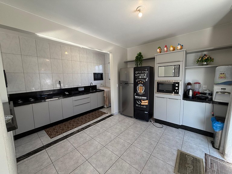 Cód 124- Cobertura com vista á 50m do mar