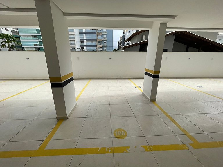 cód 130 - Excelente apartamento amplo e decorado.