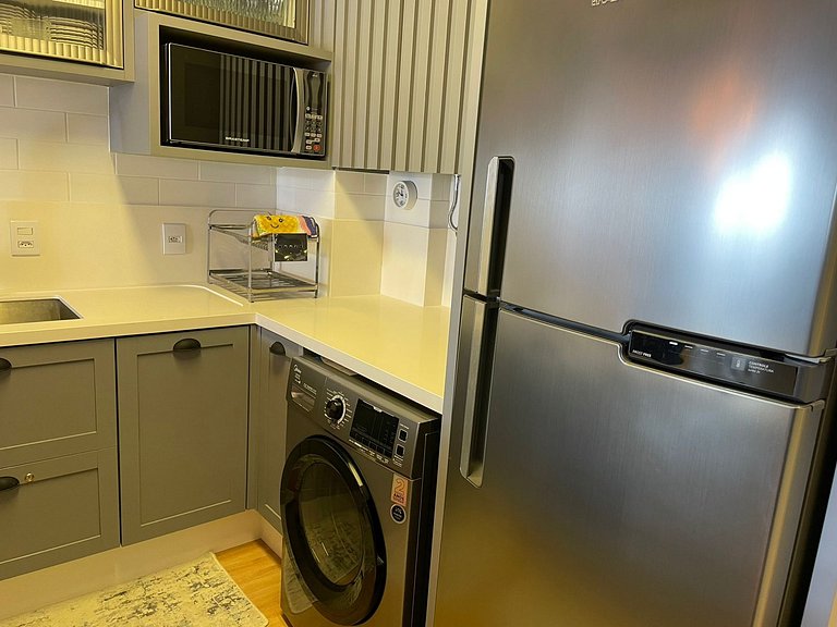 cód 130 - Excelente apartamento amplo e decorado.