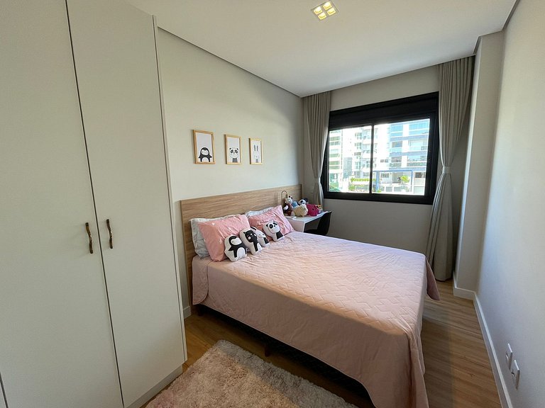 cód 130 - Excelente apartamento amplo e decorado.