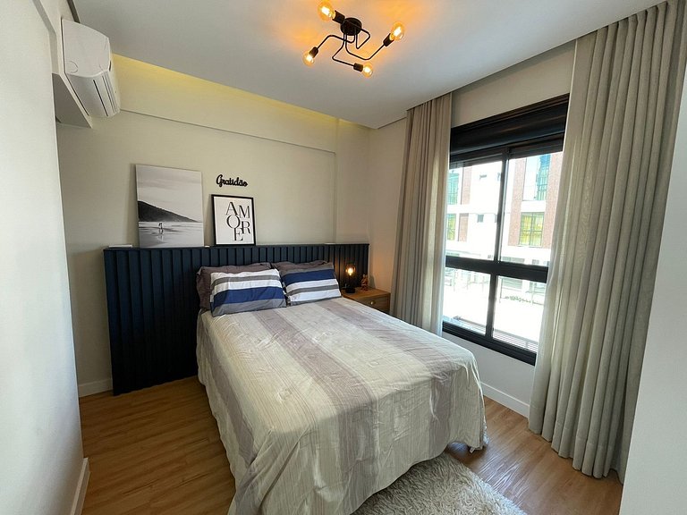 cód 130 - Excelente apartamento amplo e decorado.