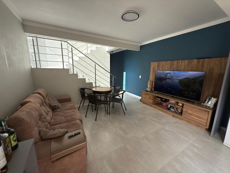 Cód 136 - Casa espetacular na zona central