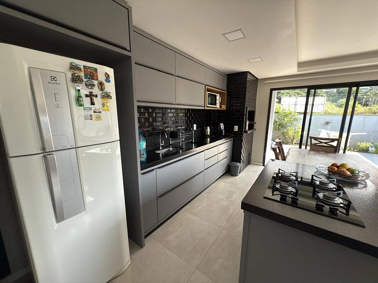 Cód 136 - Casa espetacular na zona central