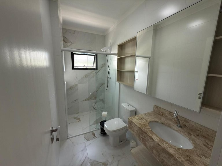 Cód 136 - Casa espetacular na zona central