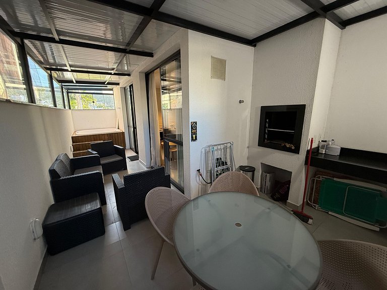 cód 141 - Apartamento térreo, com SPA