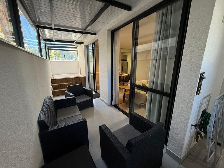 cód 141 - Apartamento térreo, com SPA