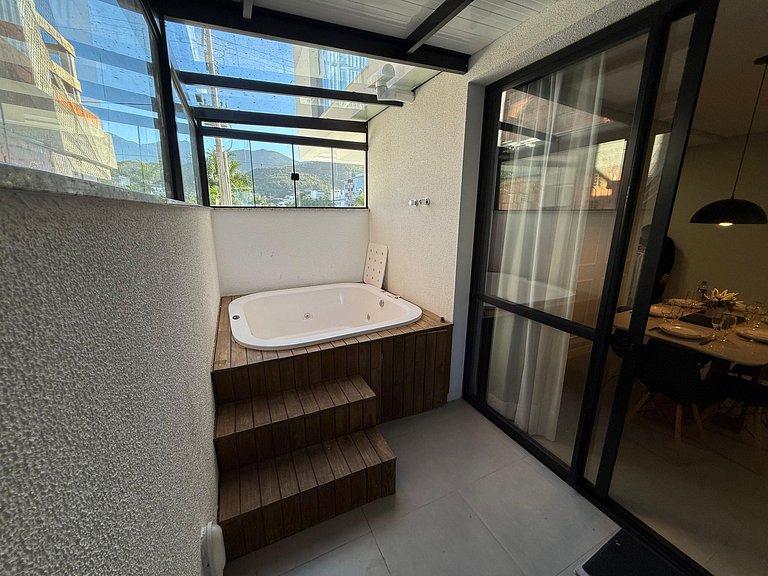 cód 141 - Apartamento térreo, com SPA