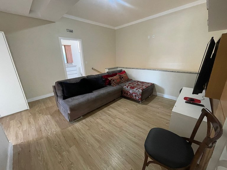 Cód 155 - Casa ampla e arejada, 280m do mar