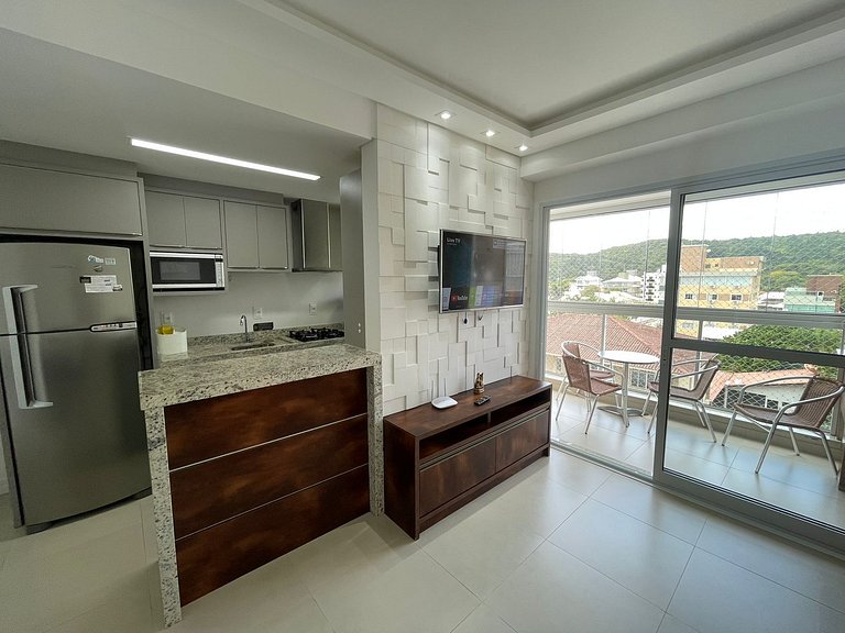 Cód 157 - Apartamento a apenas 100 metros do mar!