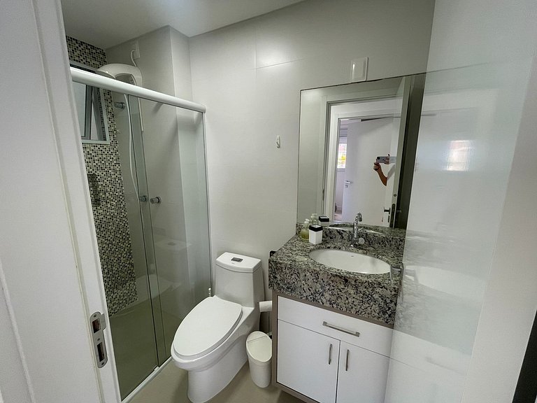 Cód 157 - Apartamento a apenas 100 metros do mar!