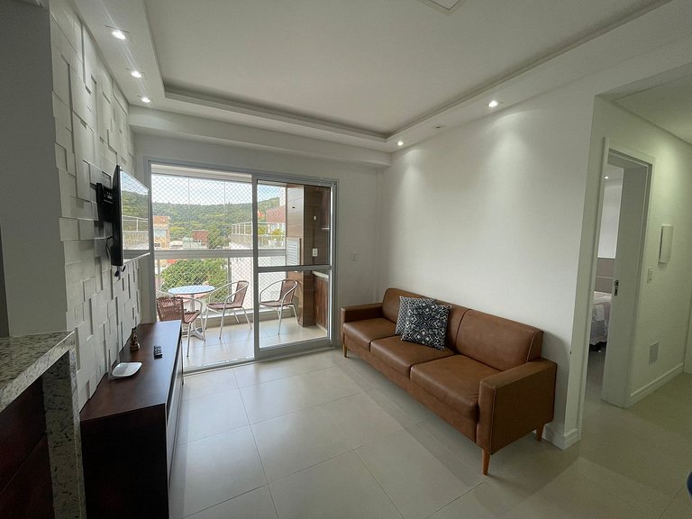 Cód 157 - Apartamento a apenas 100 metros do mar!