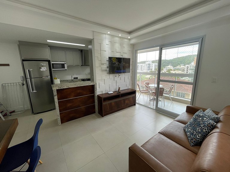 Cód 157 - Apartamento a apenas 100 metros do mar!