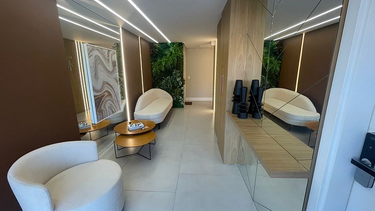 Cód 161 - Apartamento com Spa privativa a 100m do mar