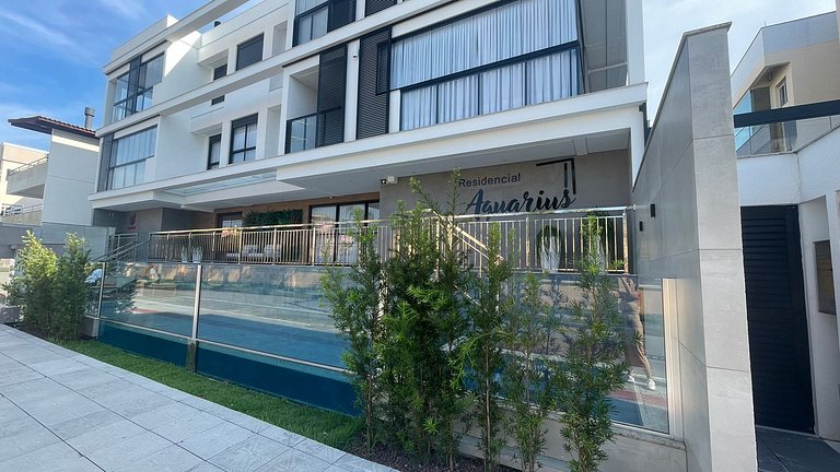 Cód 161 - Apartamento com Spa privativa a 100m do mar