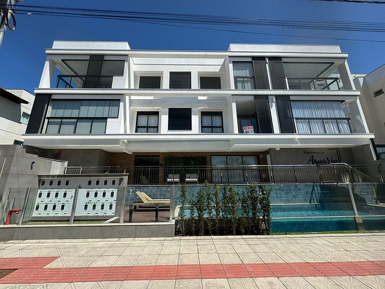 Cód 161 - Apartamento com Spa privativa a 100m do mar