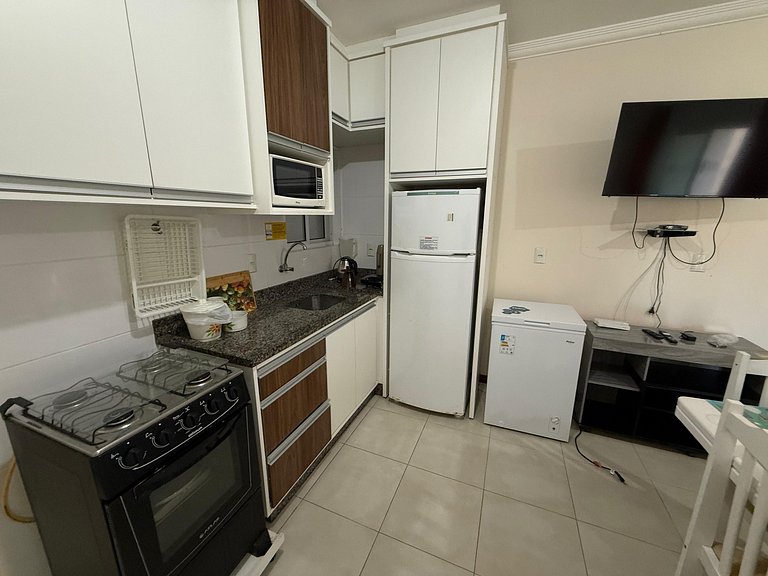 Cód 179 - Apartamento a 70m do mar com 2 dormitórios em Palm