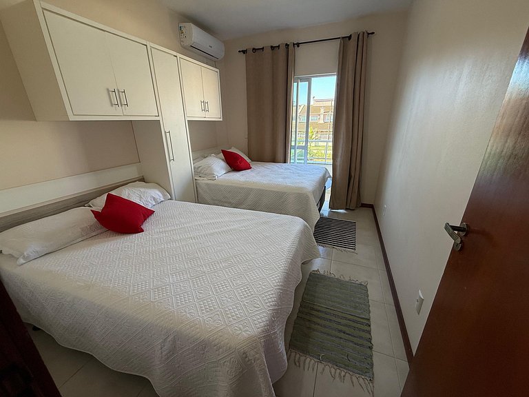 Cód 179 - Apartamento a 70m do mar com 2 dormitórios em Palm