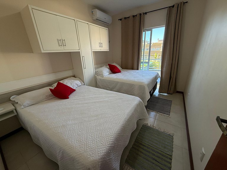 Cód 179 - Apartamento a 70m do mar com 2 dormitórios em Palm