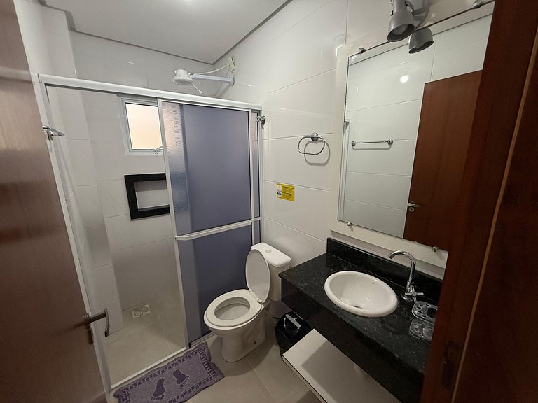 Cód 179 - Apartamento a 70m do mar com 2 dormitórios em Palm