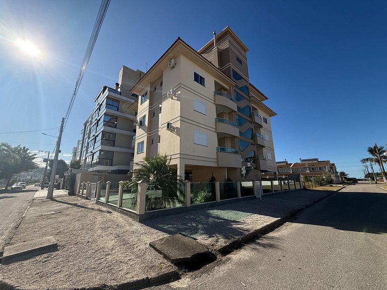 Cód 183 - Ap. aconchegante a 70m do mar