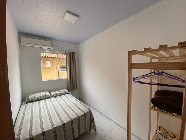 Cód 128 - Apartamento a 300m da Praia de Palmas