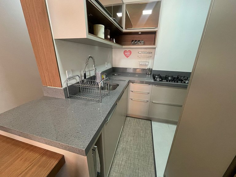 cod 165 - Apartamento com piscina á 350m do mar