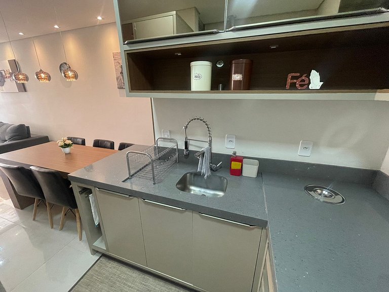 cod 165 - Apartamento com piscina á 350m do mar