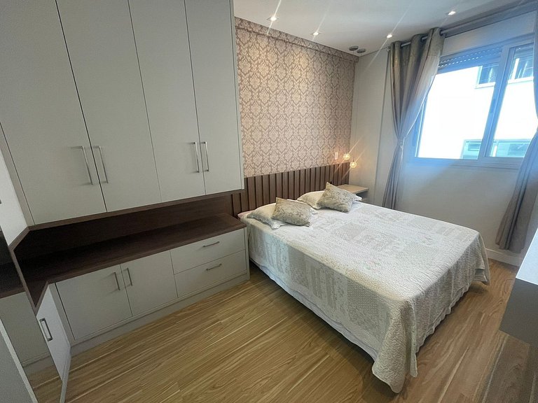 cod 165 - Apartamento com piscina á 350m do mar