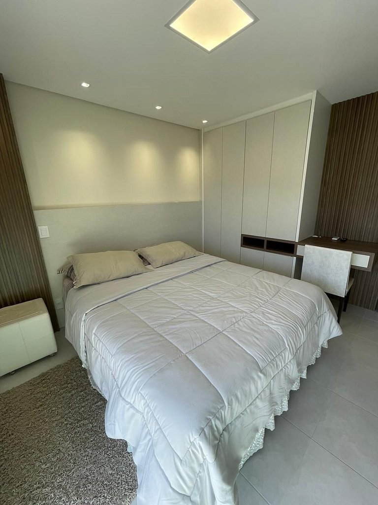 Cód 158 - Apartamento á 300m do mar.