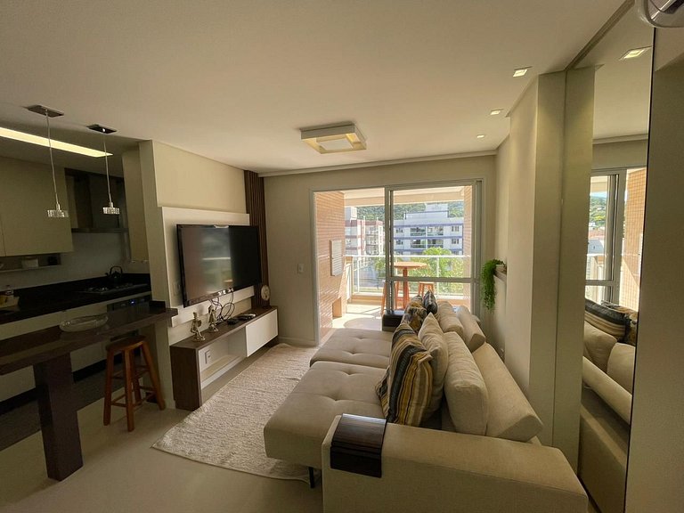 Cód 158 - Apartamento á 300m do mar.