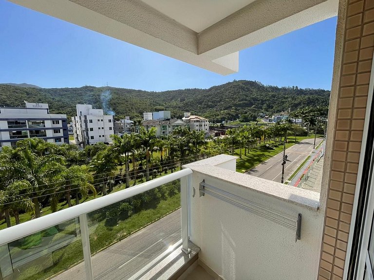 Cód 158 - Apartamento á 300m do mar.