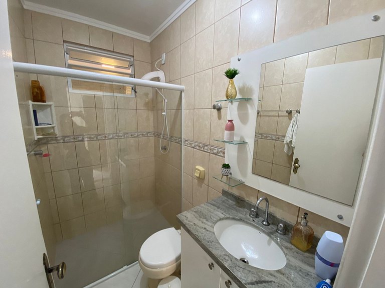 Cód 129 - Casa c/ sinuca a 300m da praia