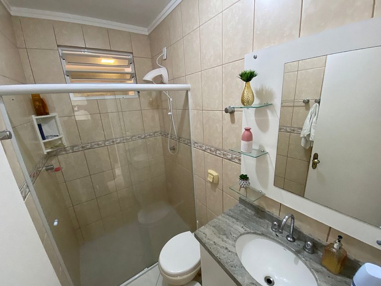 Cód 129 - Casa c/ sinuca a 300m da praia